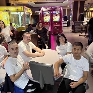  25 20231006 13078584432